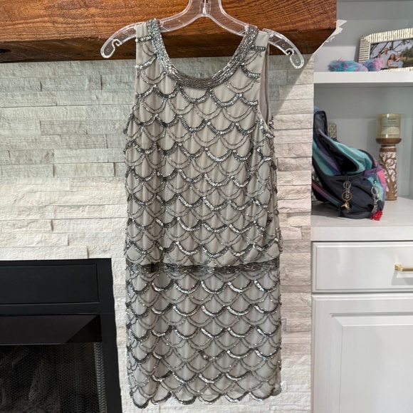 Frock and Frill Size 8 Sequined Scalloped Dress - Picture 1 of 3